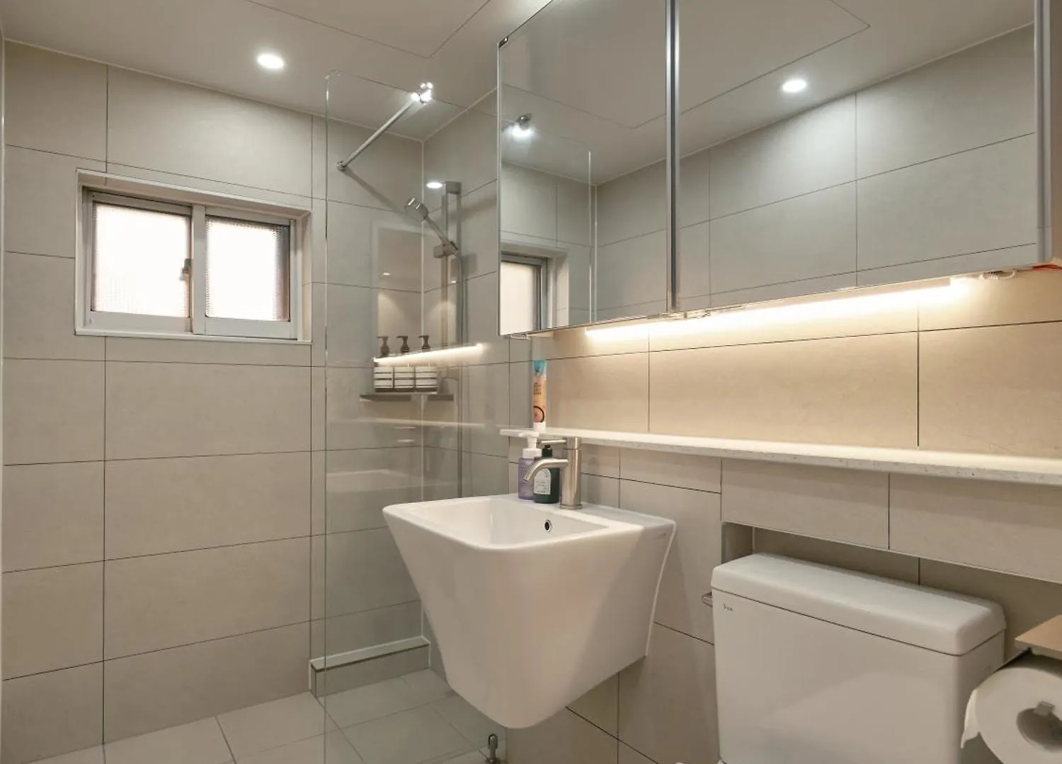 Dana House Apartment Seoul